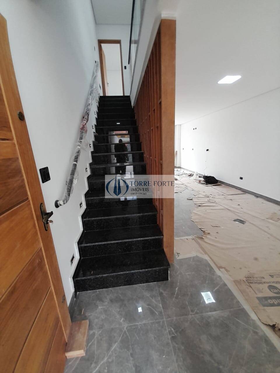 Casa à venda com 3 quartos, 142m² - Foto 3