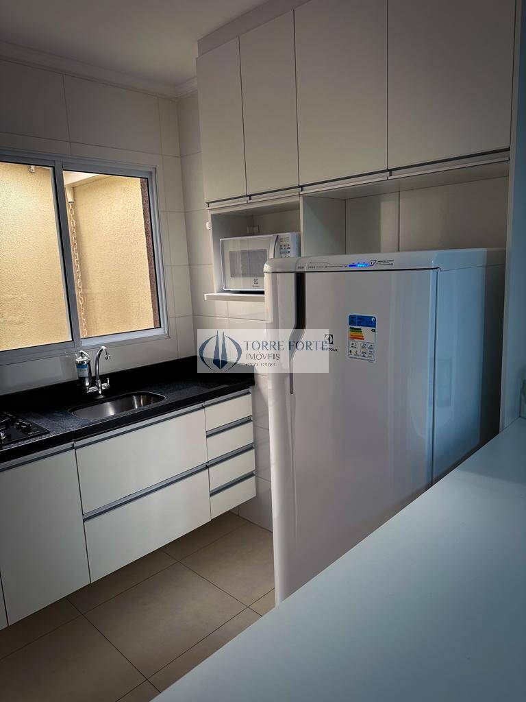 Apartamento à venda com 2 quartos, 42m² - Foto 9