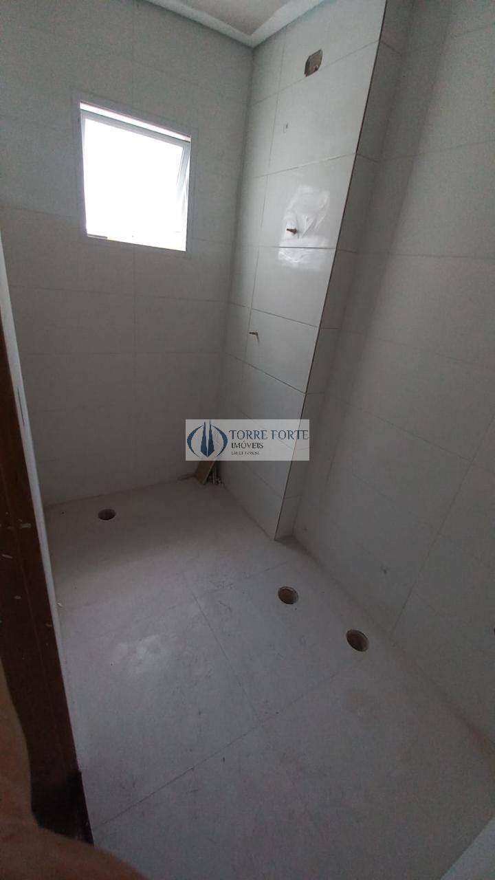 Casa à venda com 3 quartos, 80m² - Foto 17