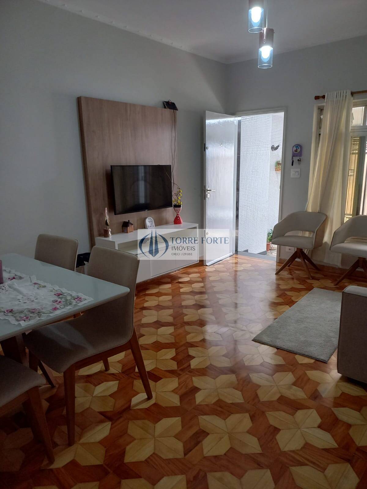 Casa à venda e aluguel com 2 quartos, 100m² - Foto 5