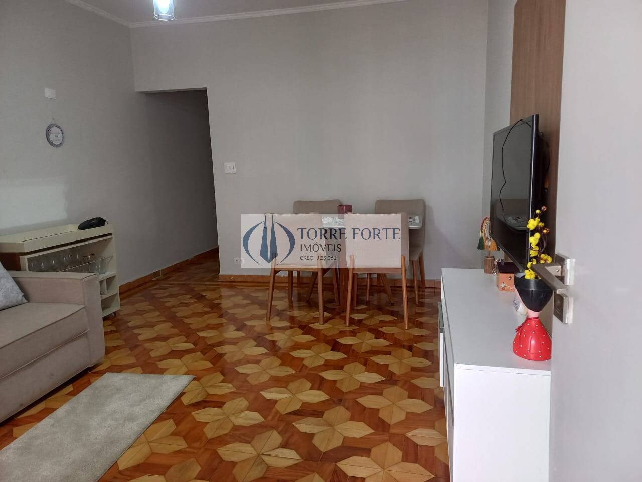 Casa à venda e aluguel com 2 quartos, 100m² - Foto 11