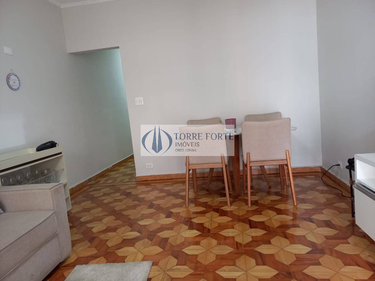 Casa à venda e aluguel com 2 quartos, 100m² - Foto 18