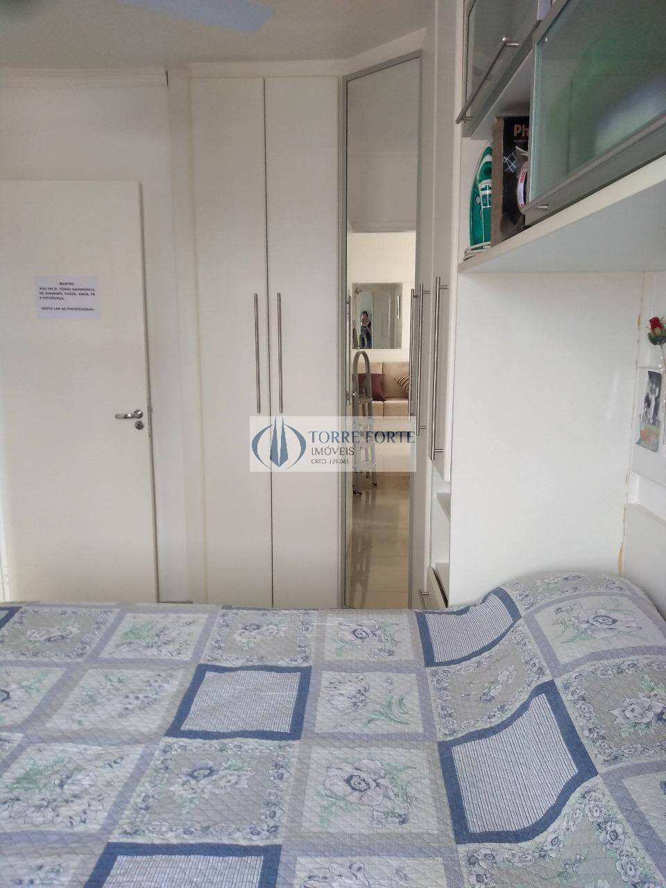 Apartamento à venda com 2 quartos, 62m² - Foto 16