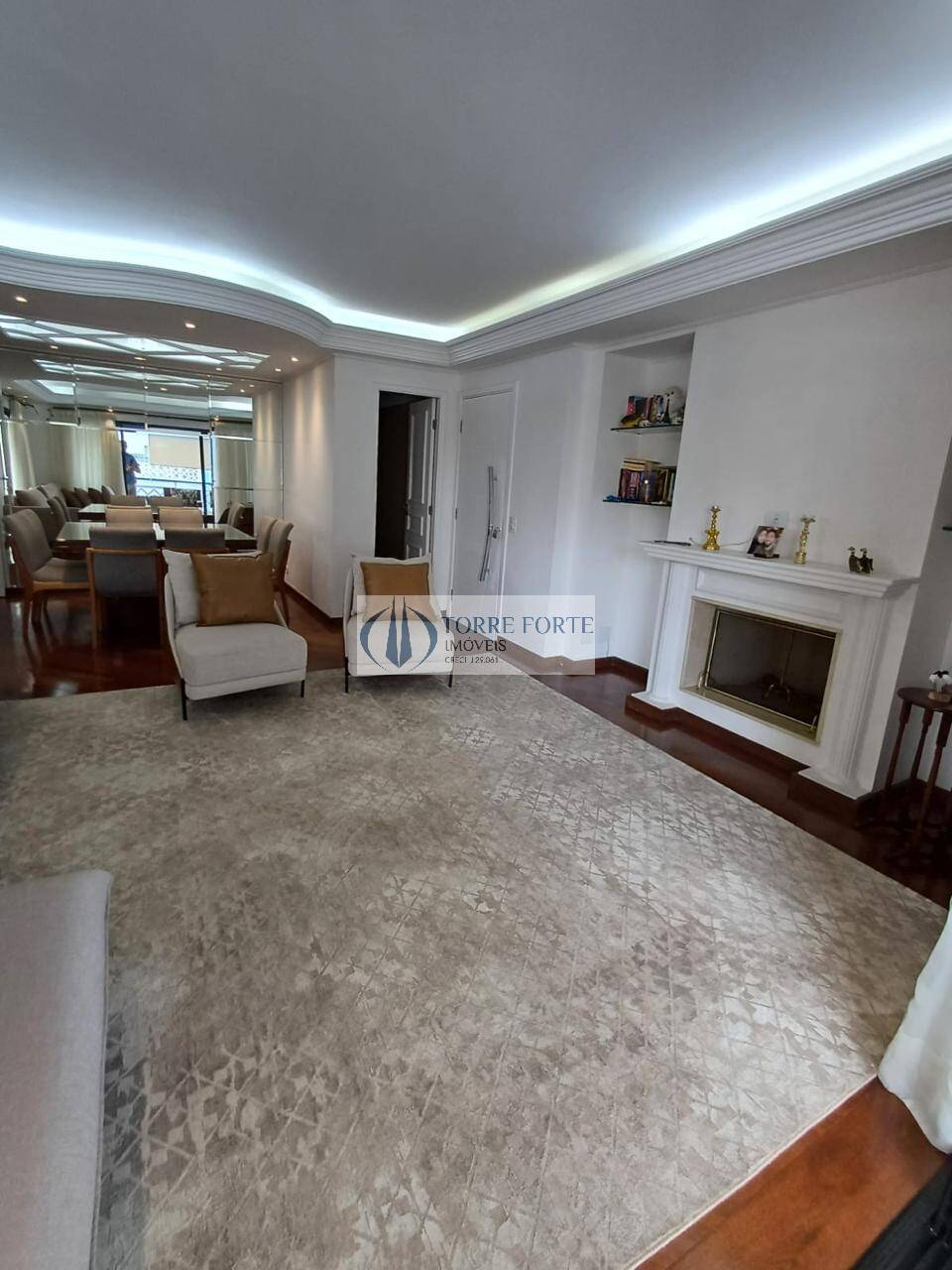 Apartamento à venda com 3 quartos, 151m² - Foto 7