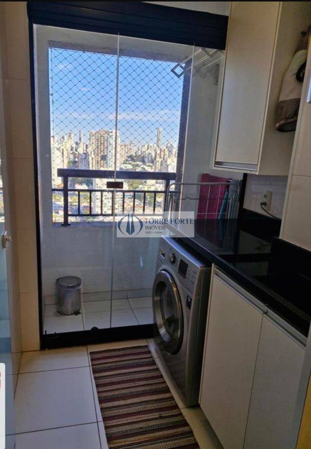 Apartamento à venda com 2 quartos, 85m² - Foto 3