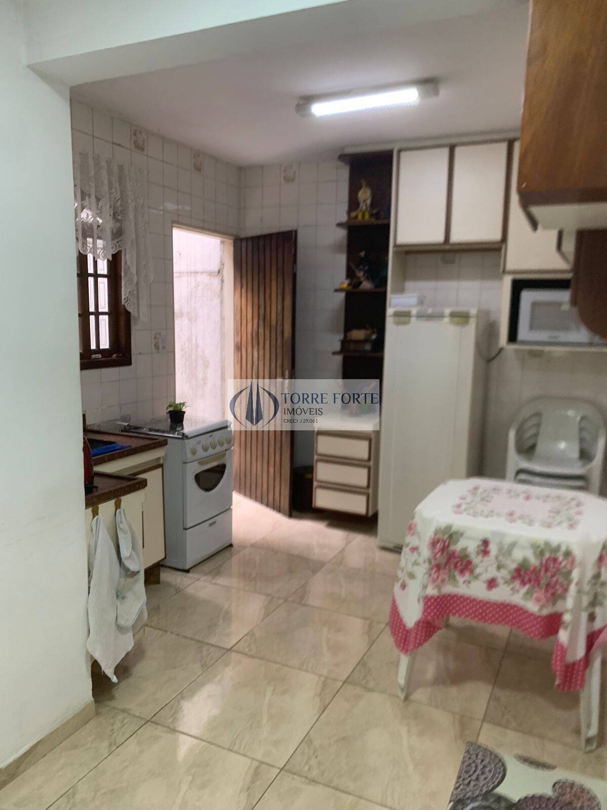 Casa à venda com 3 quartos, 100m² - Foto 10