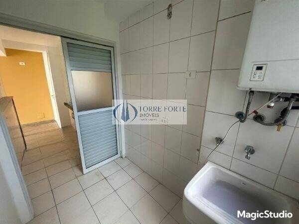 Apartamento à venda e aluguel com 3 quartos, 70m² - Foto 8