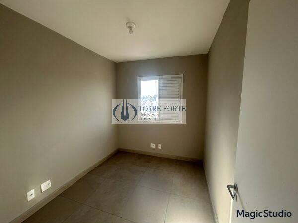 Apartamento à venda e aluguel com 3 quartos, 70m² - Foto 19