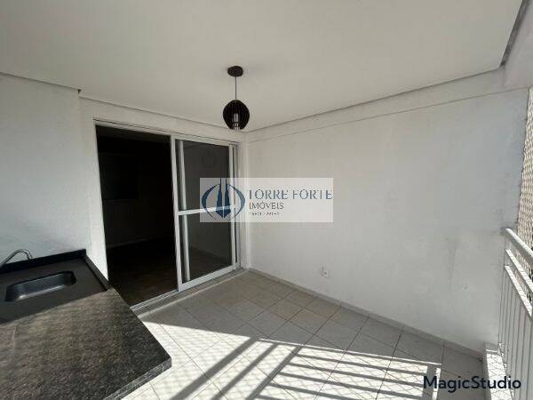 Apartamento à venda e aluguel com 3 quartos, 70m² - Foto 29