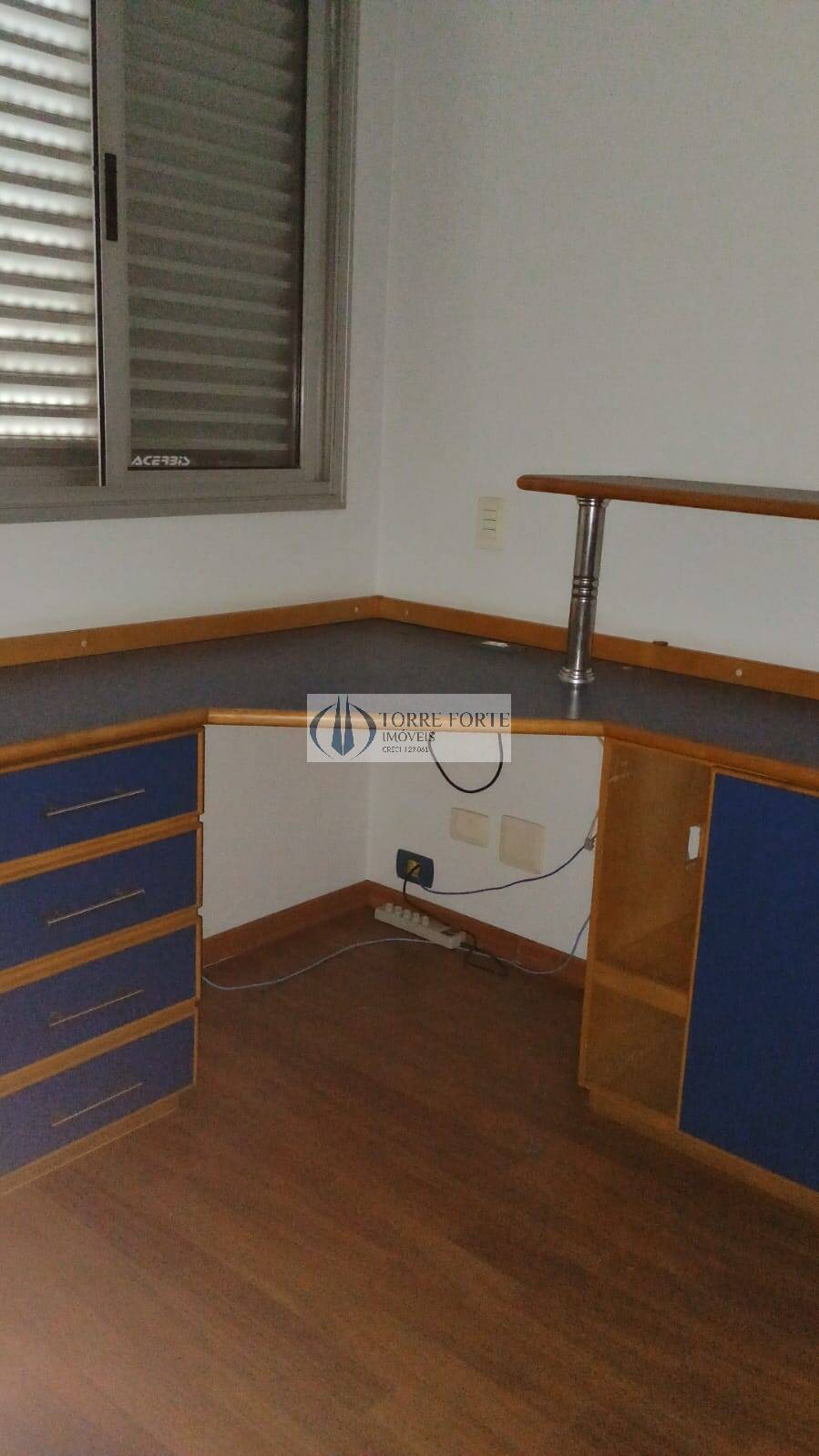 Apartamento à venda com 3 quartos, 85m² - Foto 12