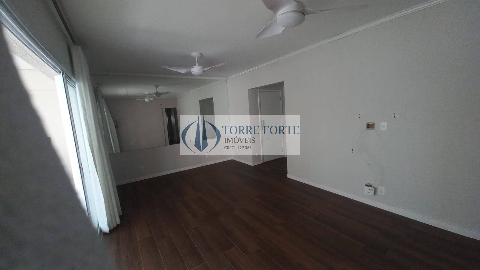 Apartamento à venda com 3 quartos, 145m² - Foto 11