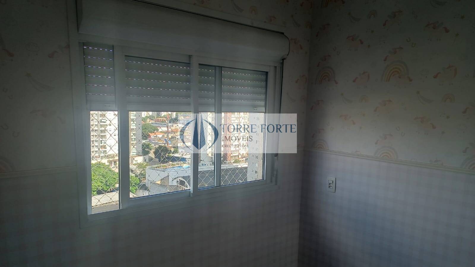 Apartamento à venda com 3 quartos, 145m² - Foto 18