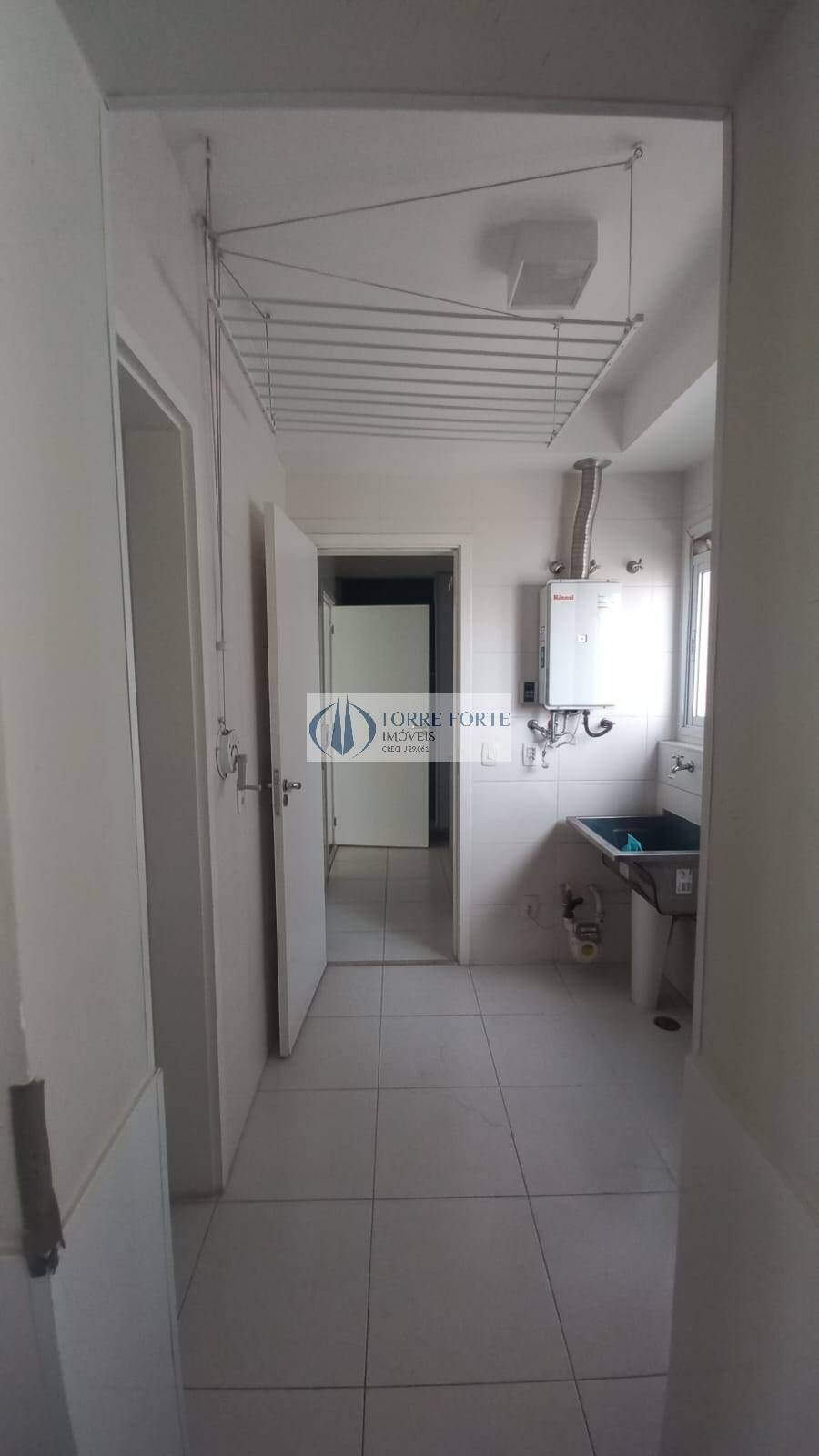 Apartamento à venda com 3 quartos, 145m² - Foto 19