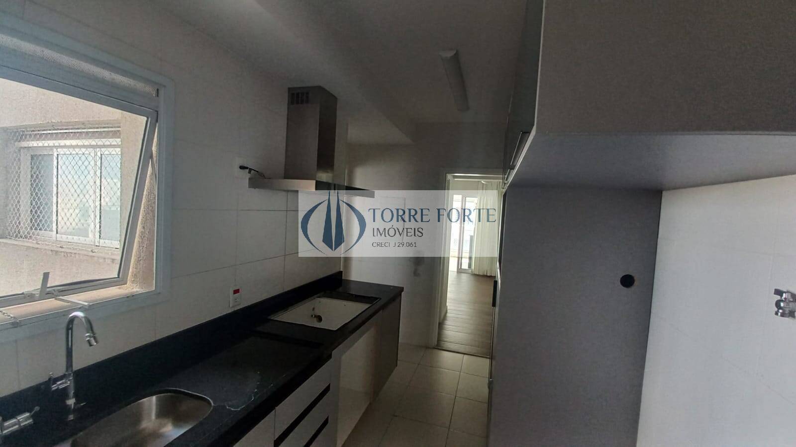 Apartamento à venda com 3 quartos, 145m² - Foto 22