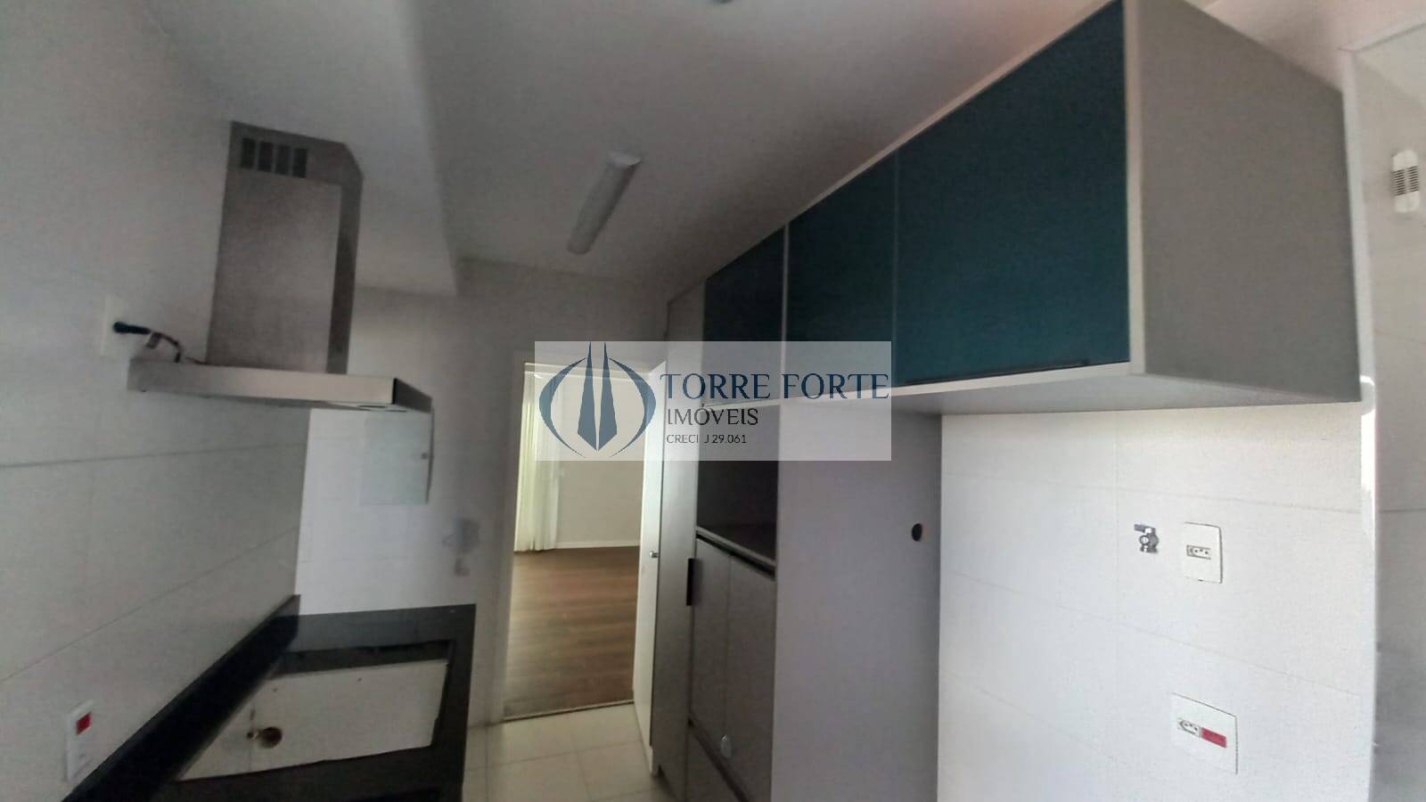 Apartamento à venda com 3 quartos, 145m² - Foto 57