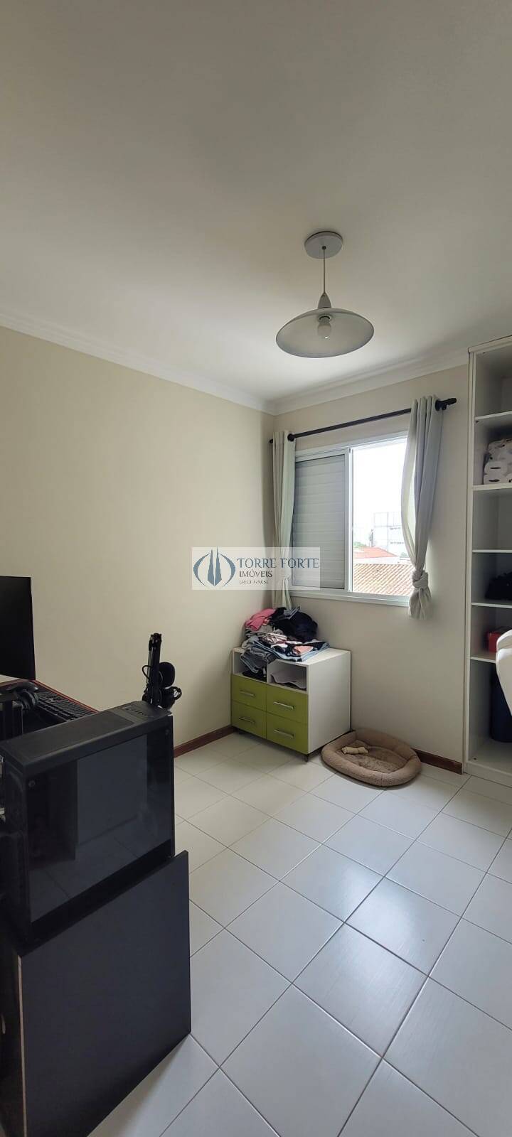 Apartamento à venda com 2 quartos, 68m² - Foto 4