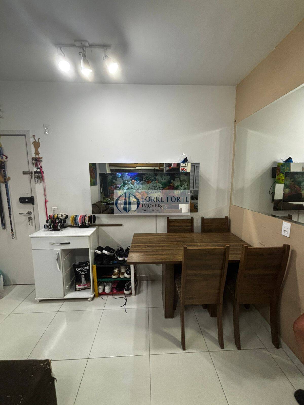 Apartamento à venda com 2 quartos, 60m² - Foto 4