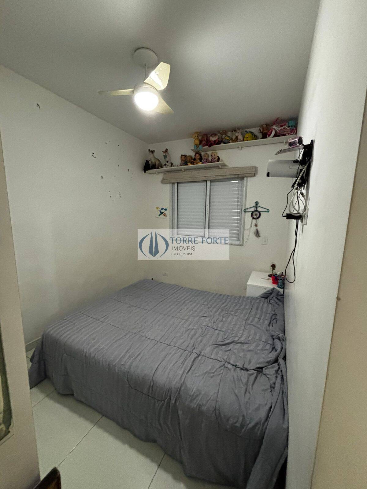 Apartamento à venda com 2 quartos, 60m² - Foto 16