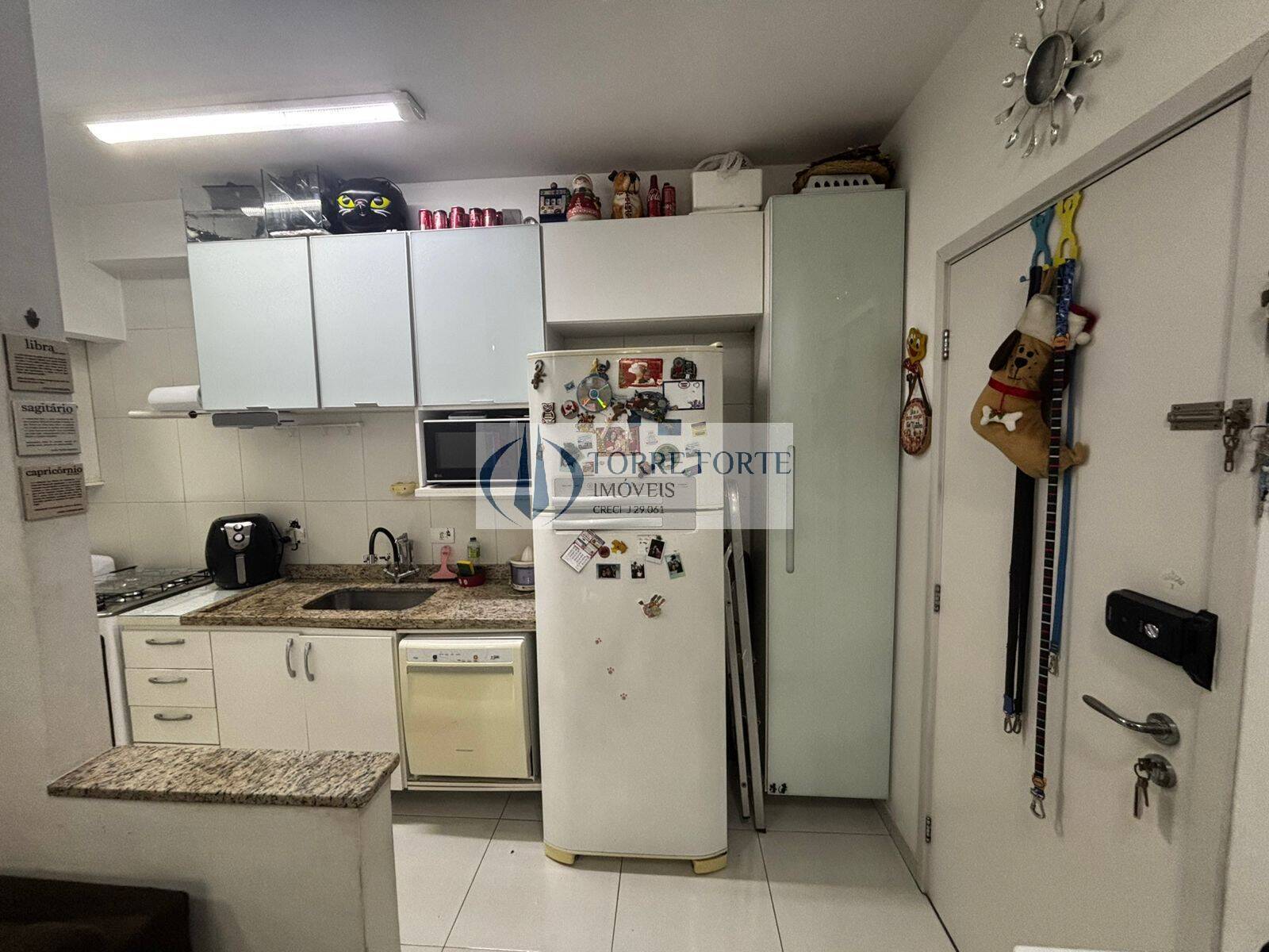 Apartamento à venda com 2 quartos, 60m² - Foto 20