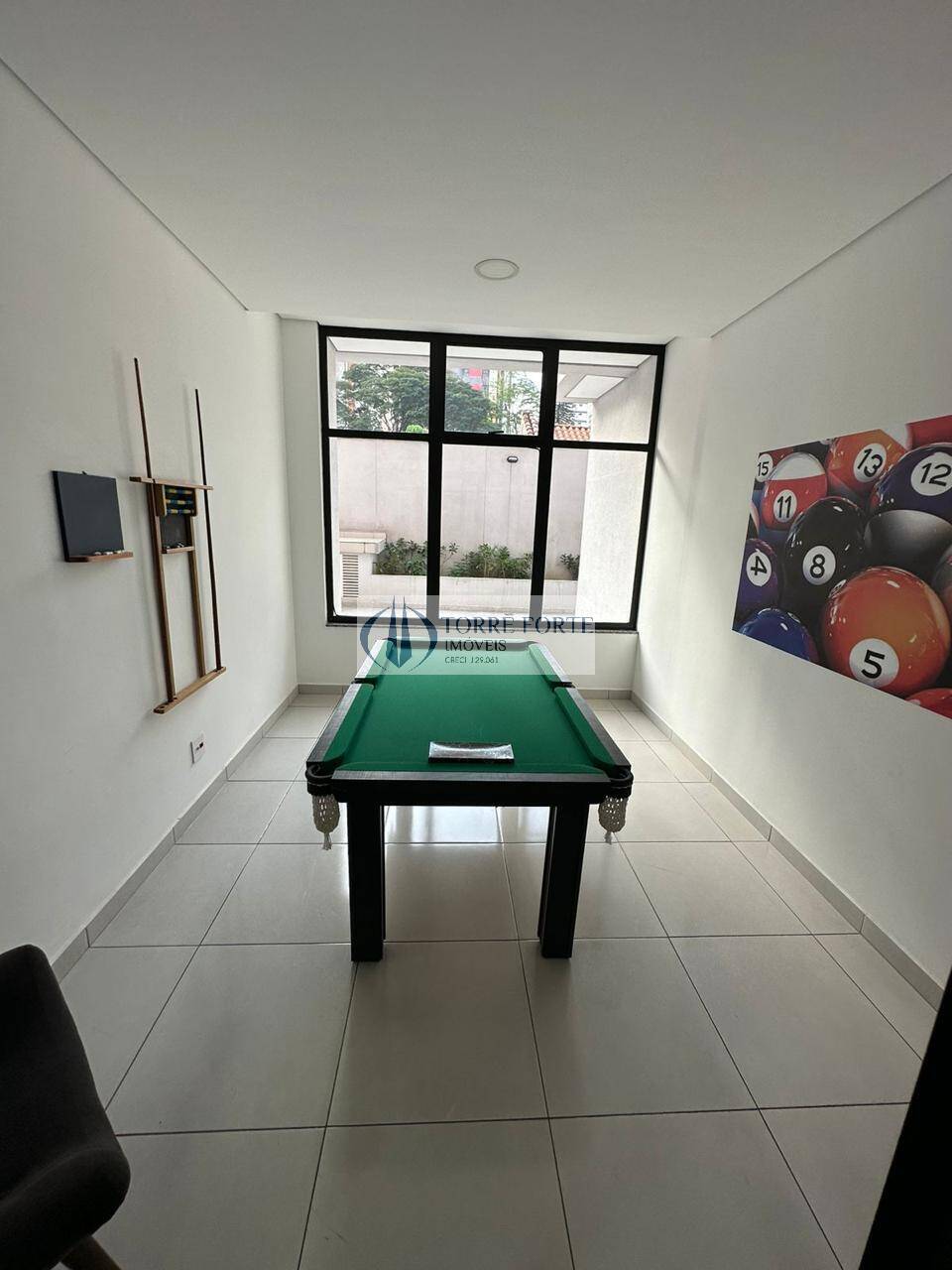 Apartamento à venda com 3 quartos, 82m² - Foto 2