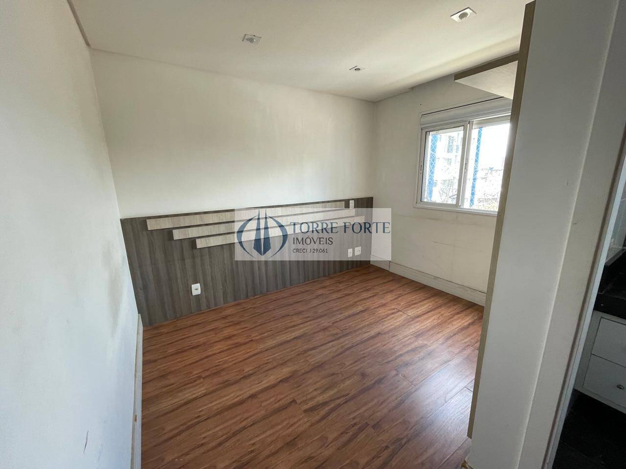 Apartamento à venda com 2 quartos, 77m² - Foto 11