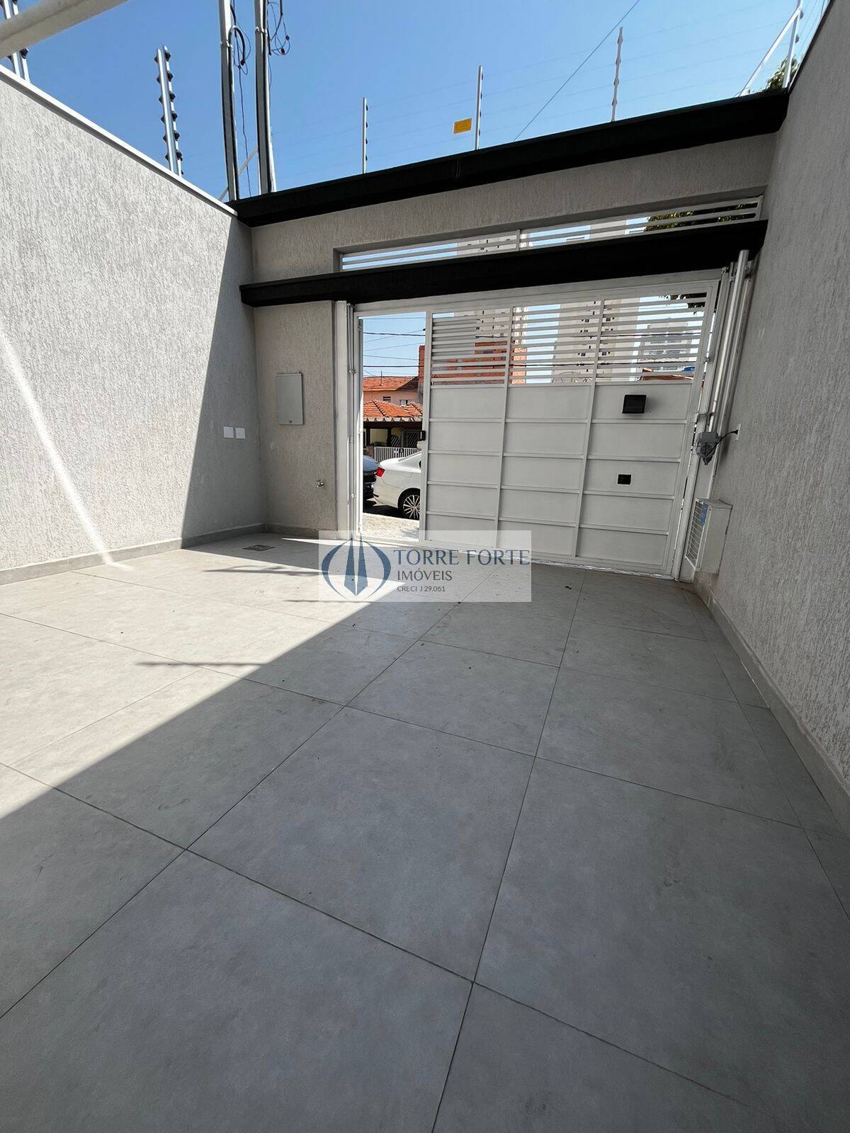 Casa à venda com 3 quartos, 224m² - Foto 4