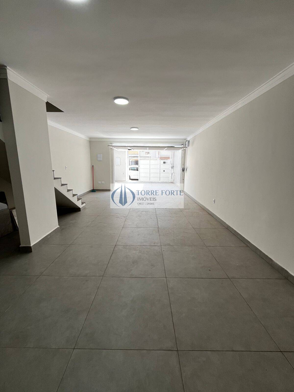 Casa à venda com 3 quartos, 224m² - Foto 5