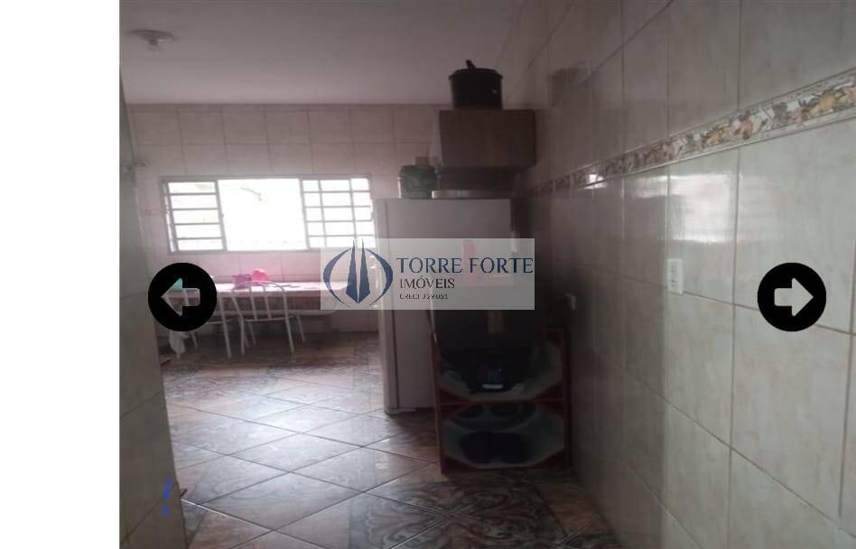 Casa à venda com 3 quartos, 150m² - Foto 14