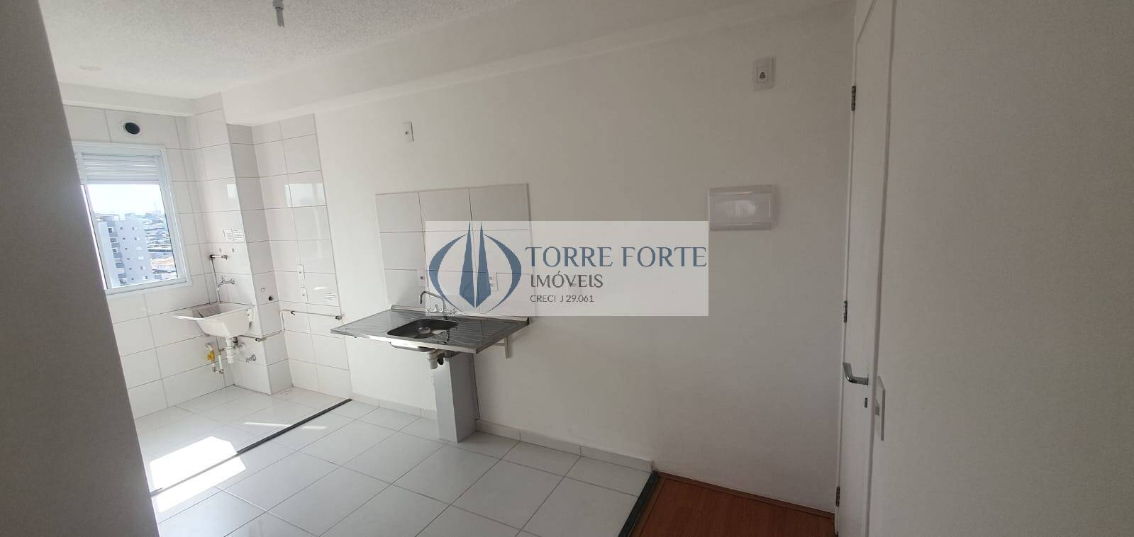 Apartamento à venda com 2 quartos, 41m² - Foto 14