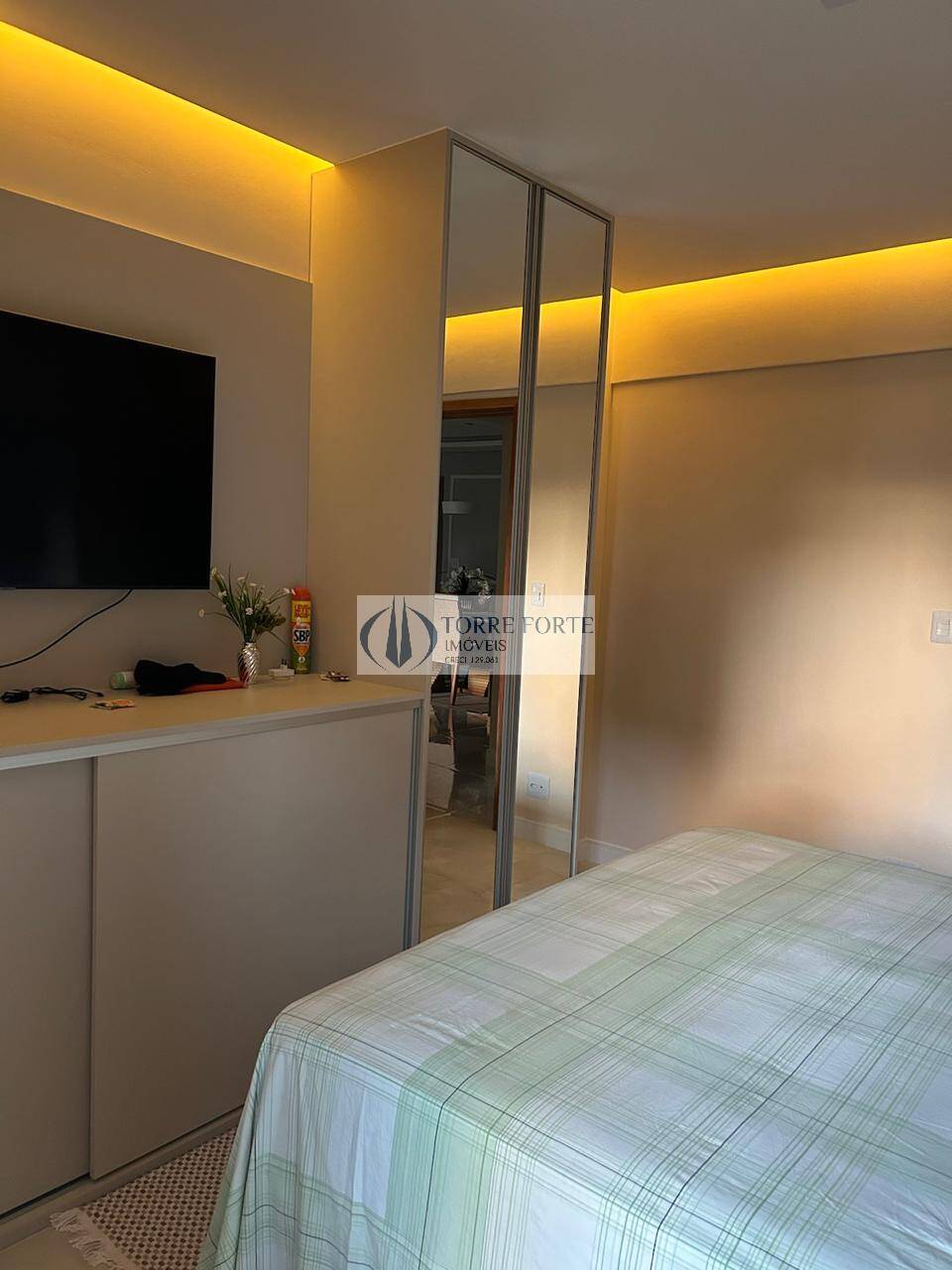 Apartamento à venda com 2 quartos, 106m² - Foto 6