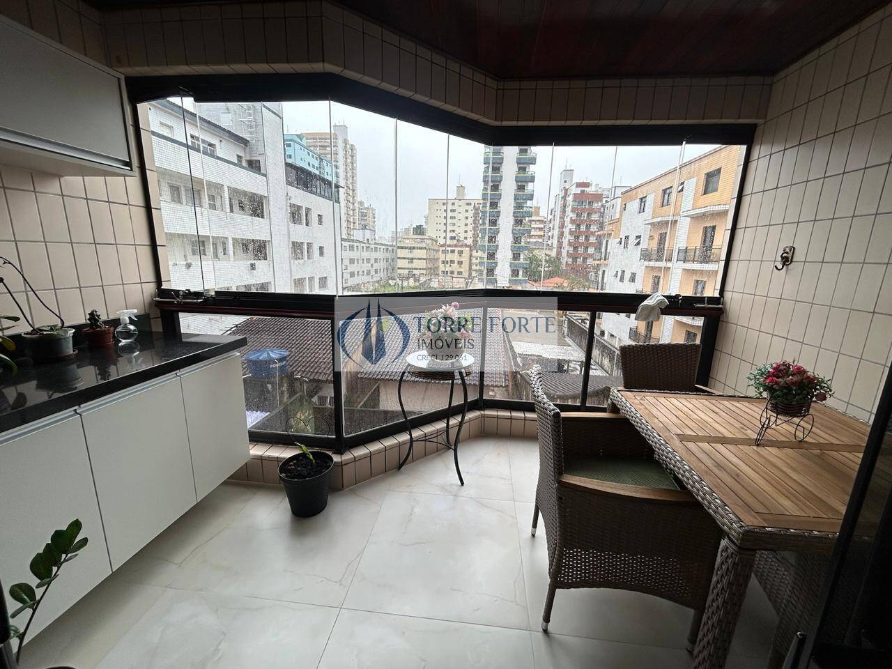 Apartamento à venda com 2 quartos, 106m² - Foto 2