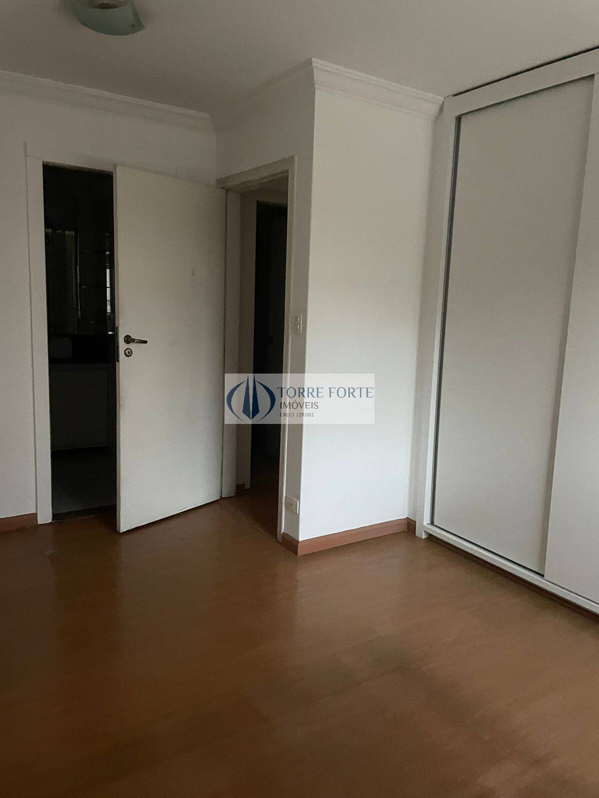 Apartamento à venda com 3 quartos, 104m² - Foto 10