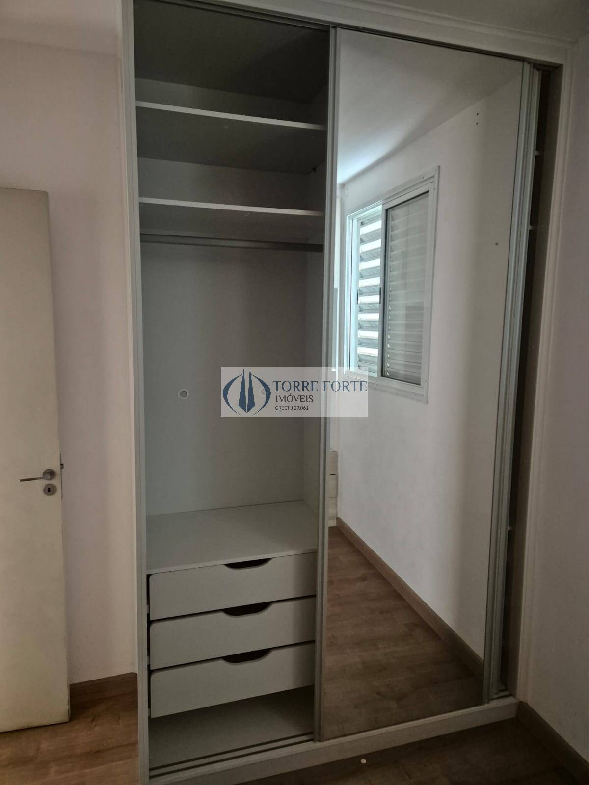 Apartamento à venda com 2 quartos, 52m² - Foto 13