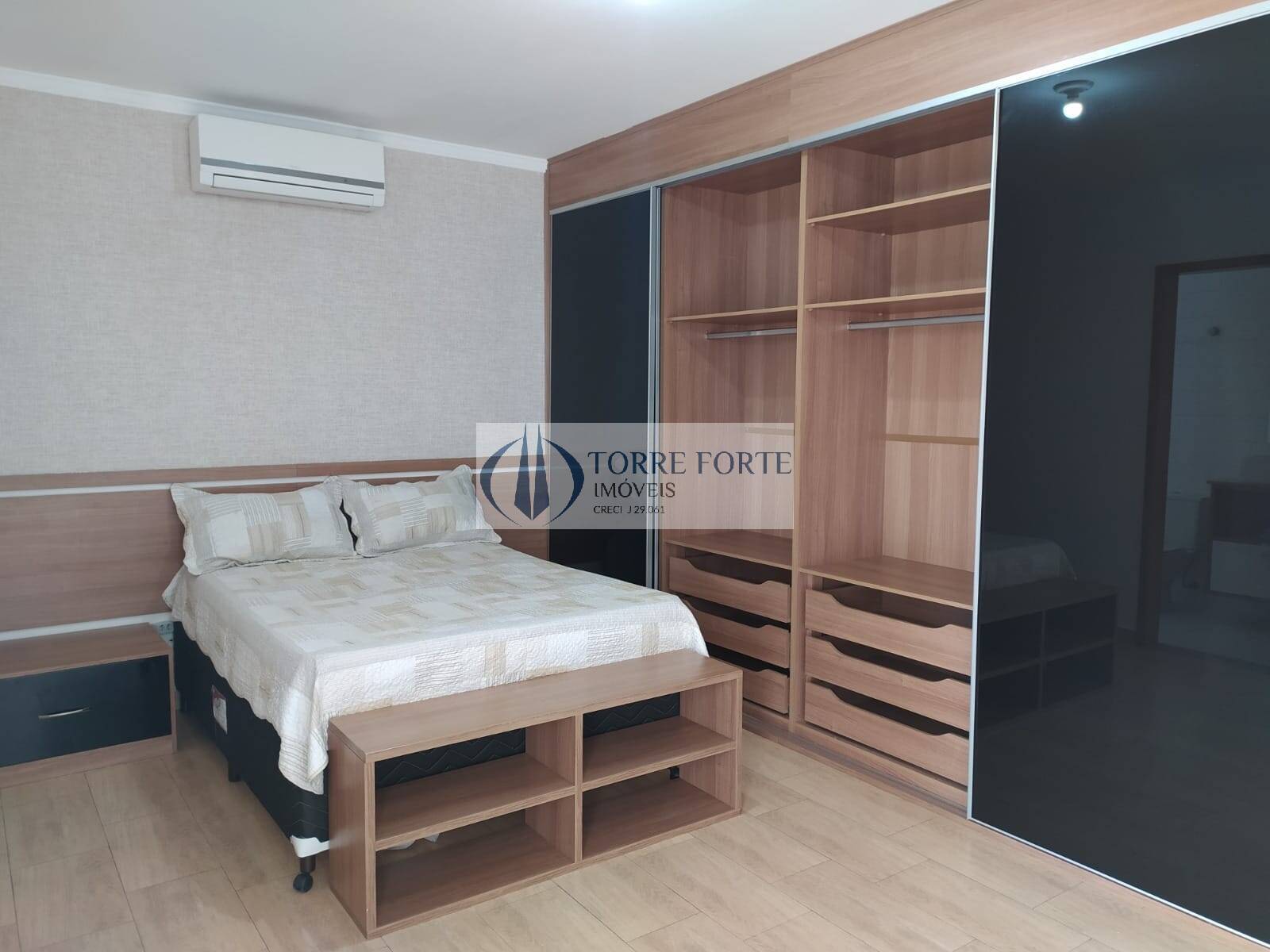 Casa à venda com 3 quartos, 200m² - Foto 15