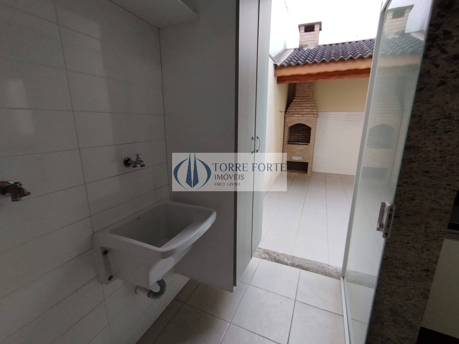 Casa à venda com 3 quartos, 200m² - Foto 23