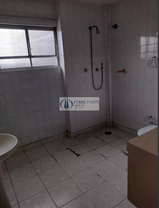 Apartamento à venda com 3 quartos, 202m² - Foto 9