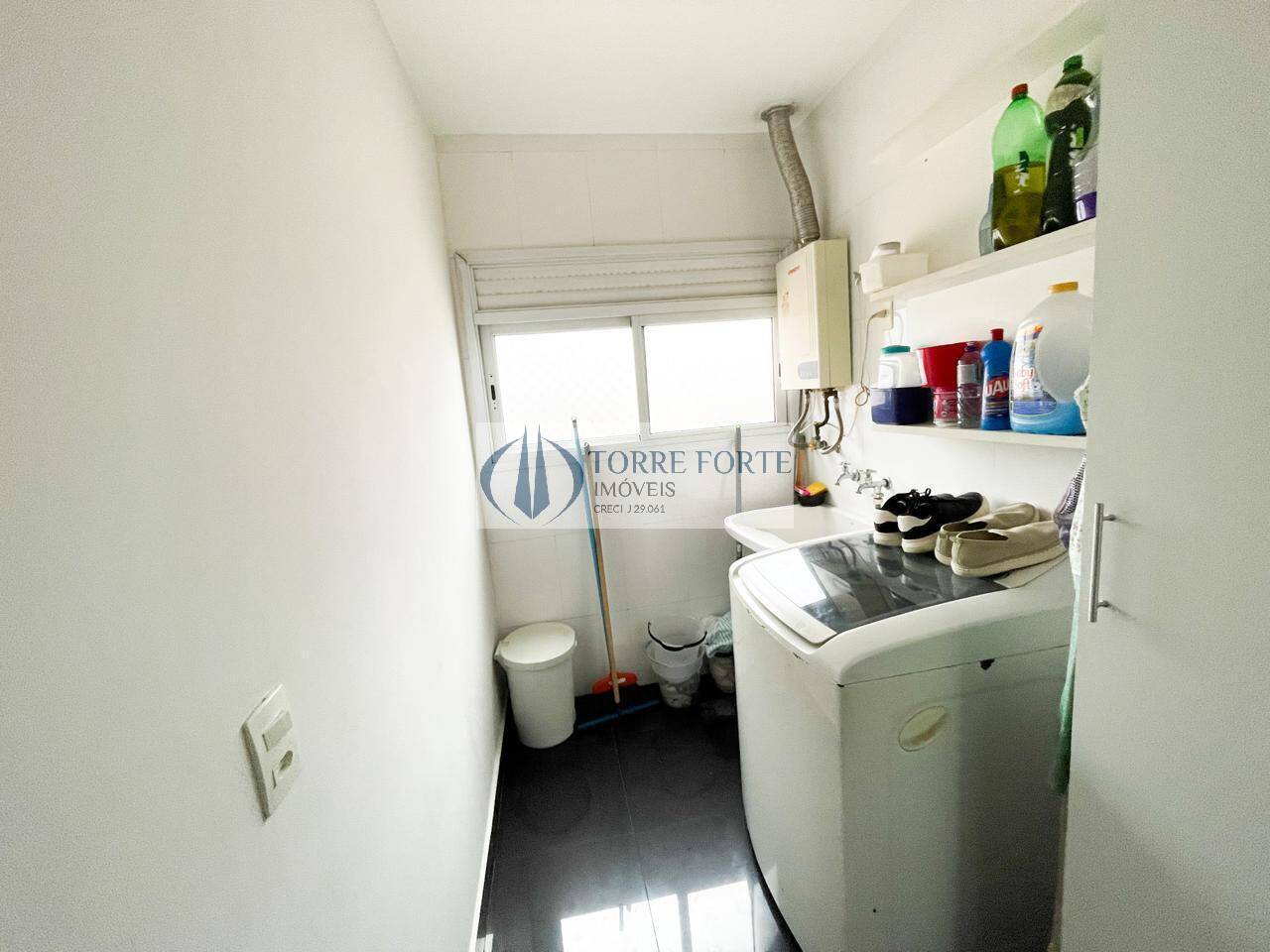 Apartamento à venda com 2 quartos, 190m² - Foto 4