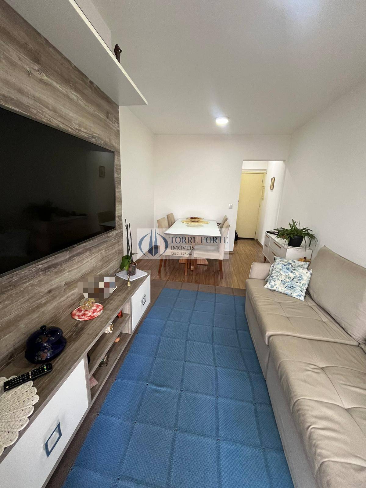 Apartamento à venda com 3 quartos, 67m² - Foto 2