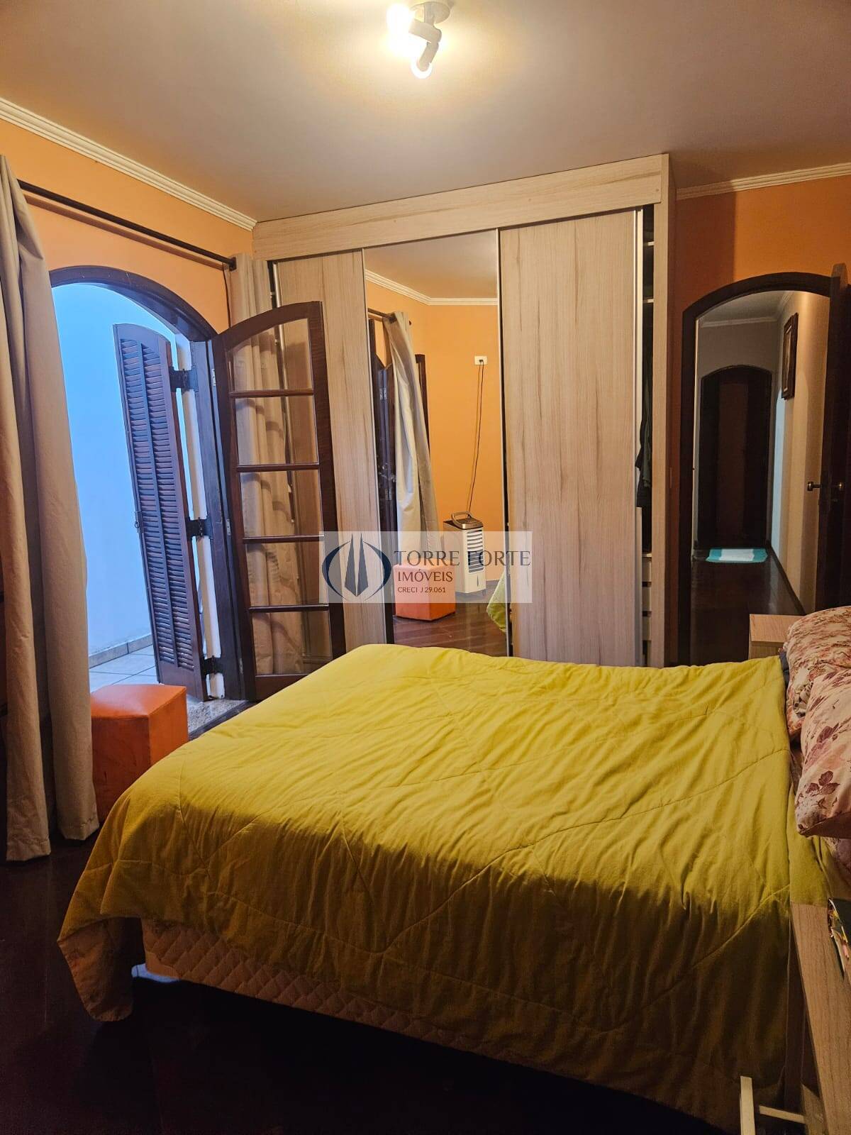 Casa à venda com 3 quartos, 150m² - Foto 3