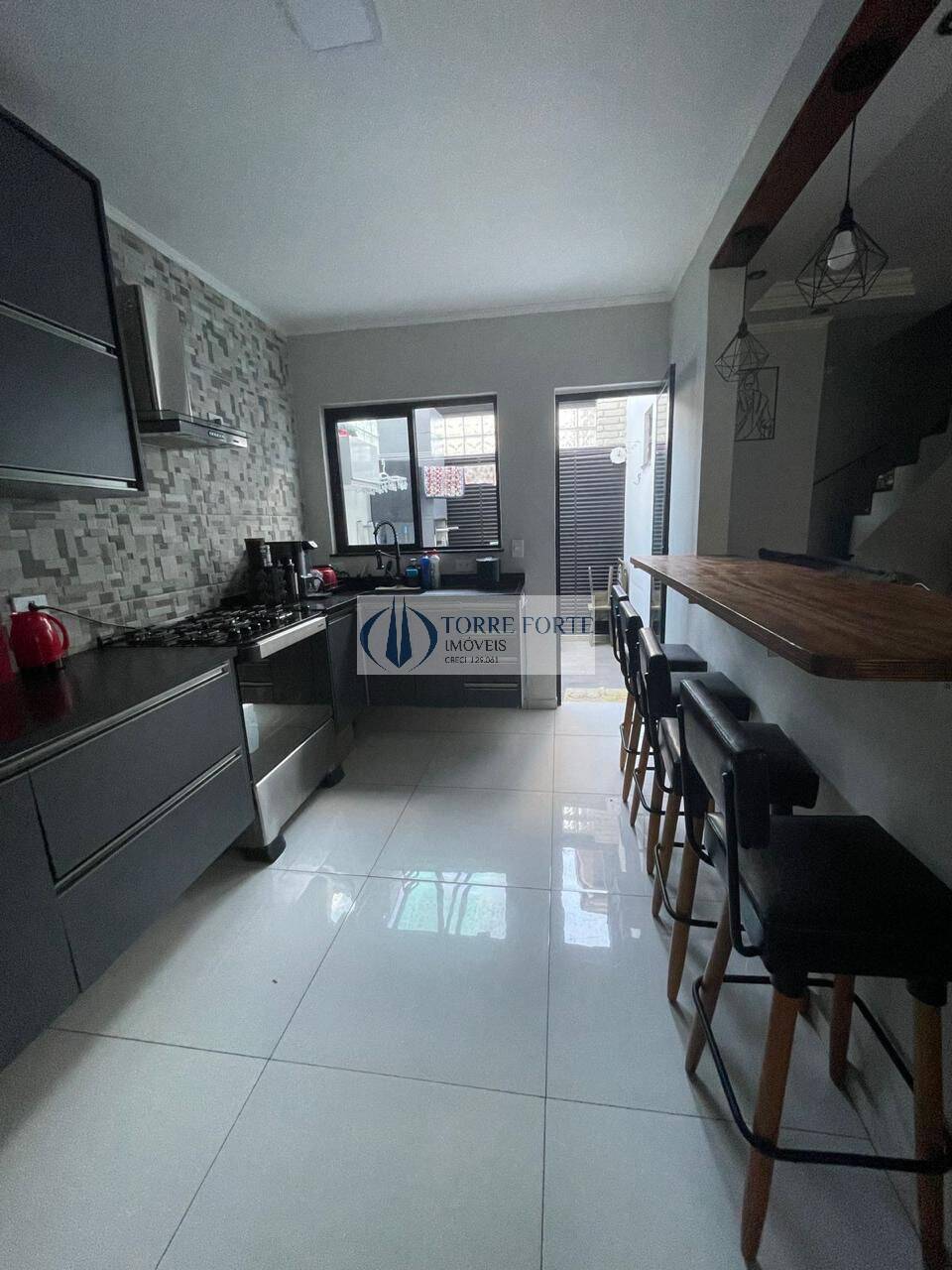 Casa à venda com 2 quartos, 77m² - Foto 15