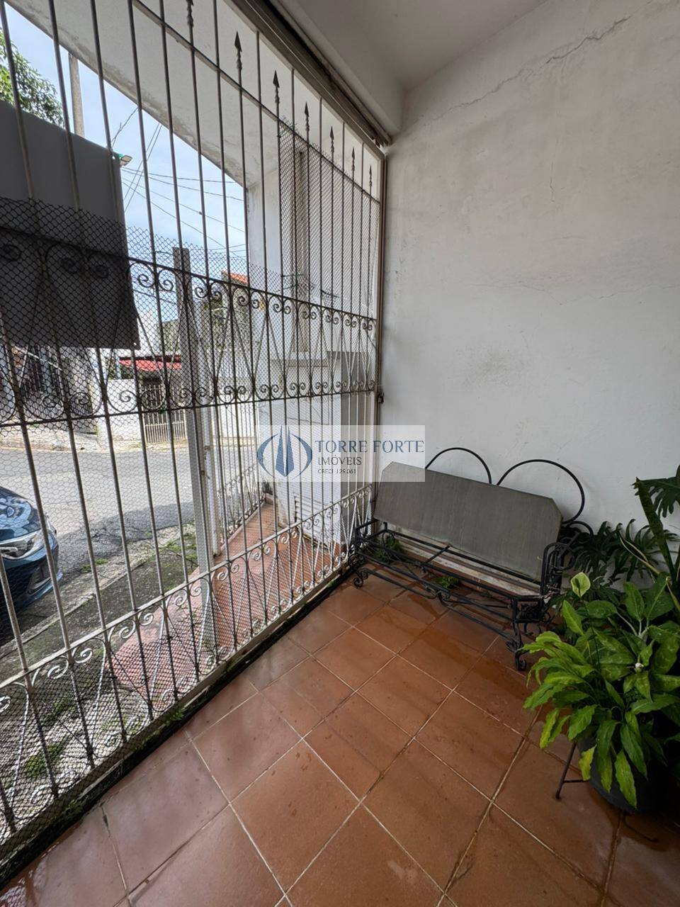 Casa à venda com 2 quartos, 150m² - Foto 2