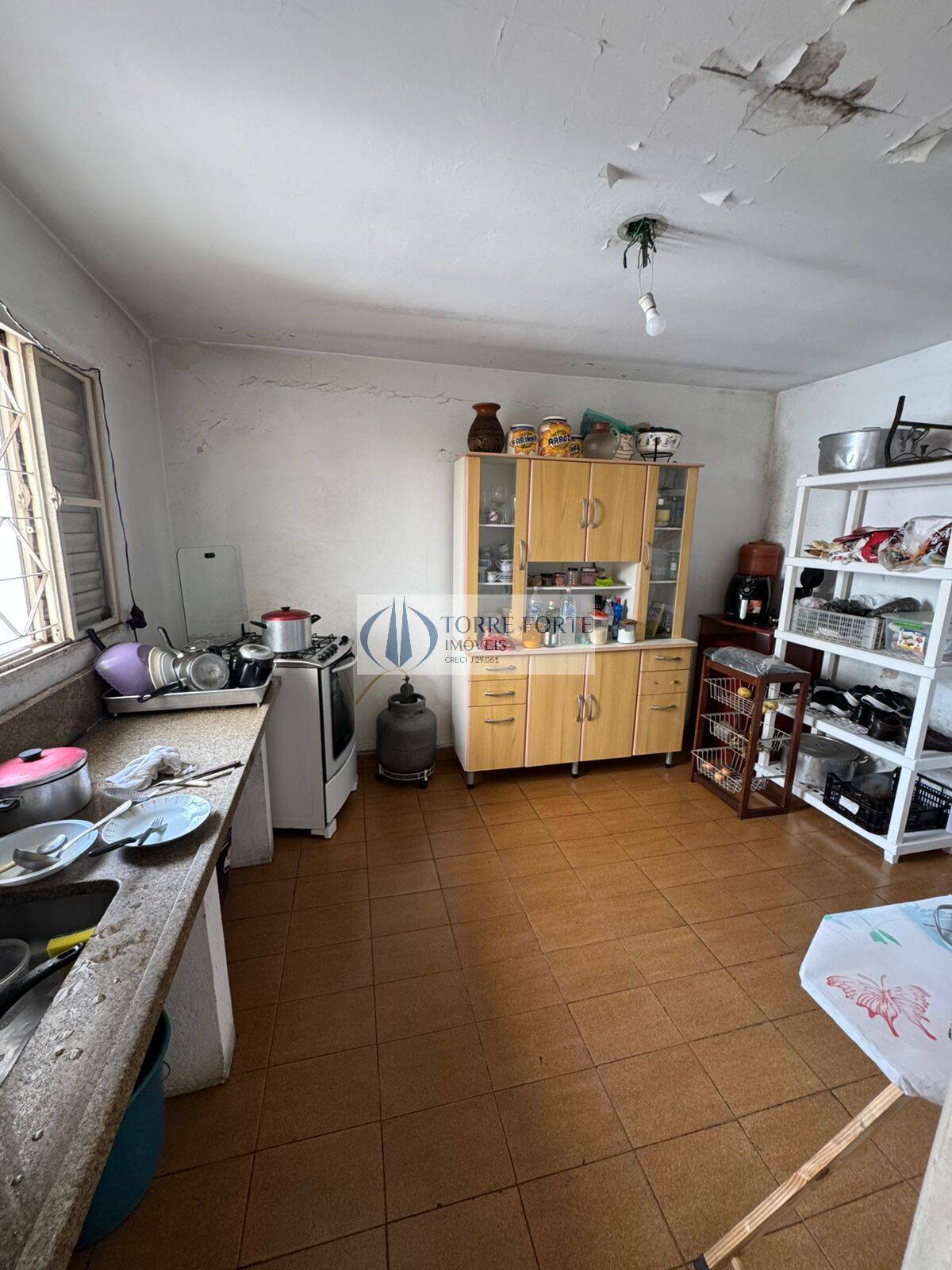 Casa à venda com 2 quartos, 150m² - Foto 16