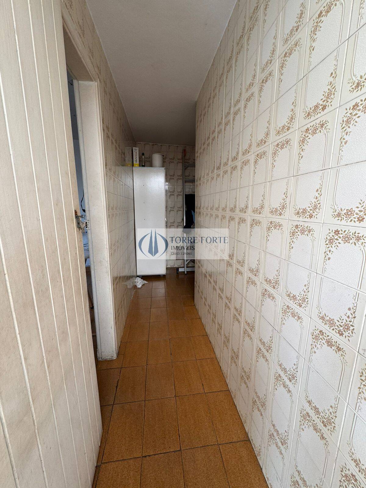 Casa à venda com 2 quartos, 150m² - Foto 17