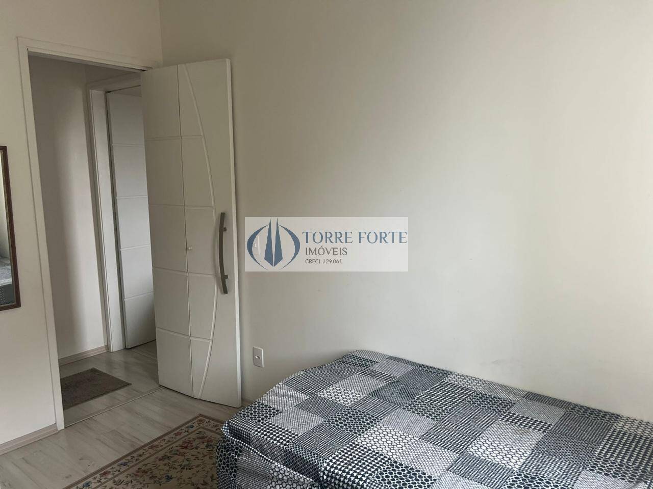 Apartamento à venda com 2 quartos, 60m² - Foto 15