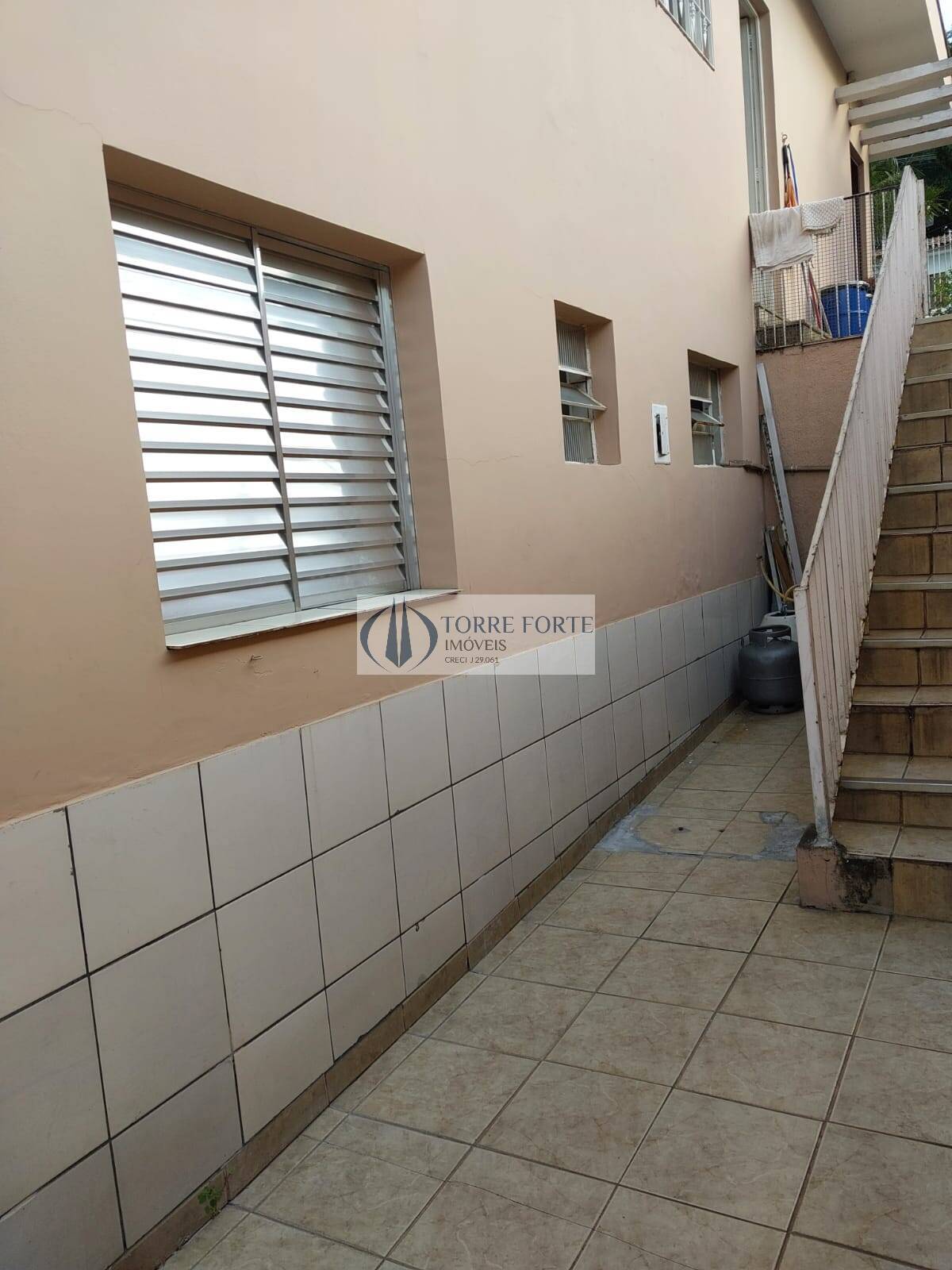 Casa à venda com 3 quartos, 176m² - Foto 9