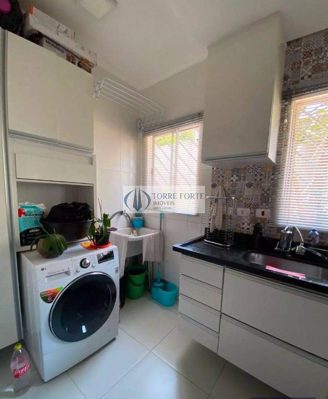 Apartamento à venda com 2 quartos, 65m² - Foto 14