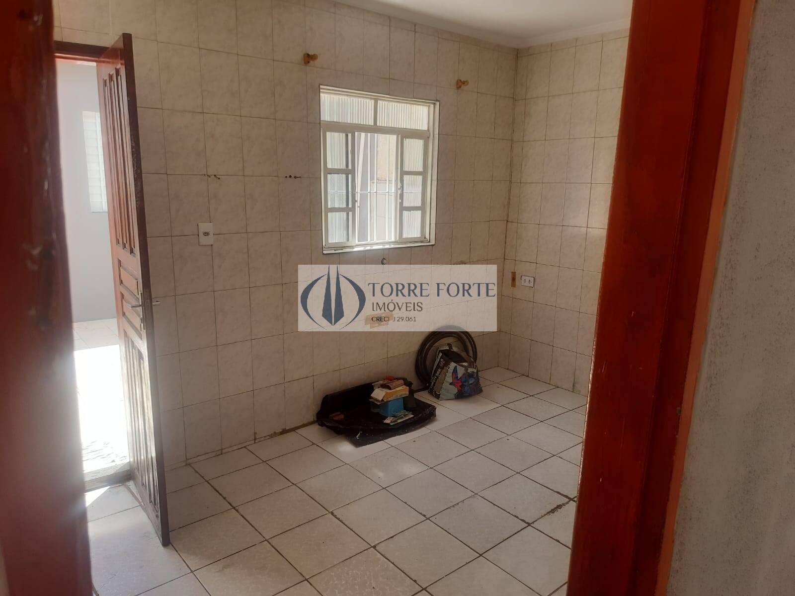 Casa à venda com 4 quartos, 80m² - Foto 10