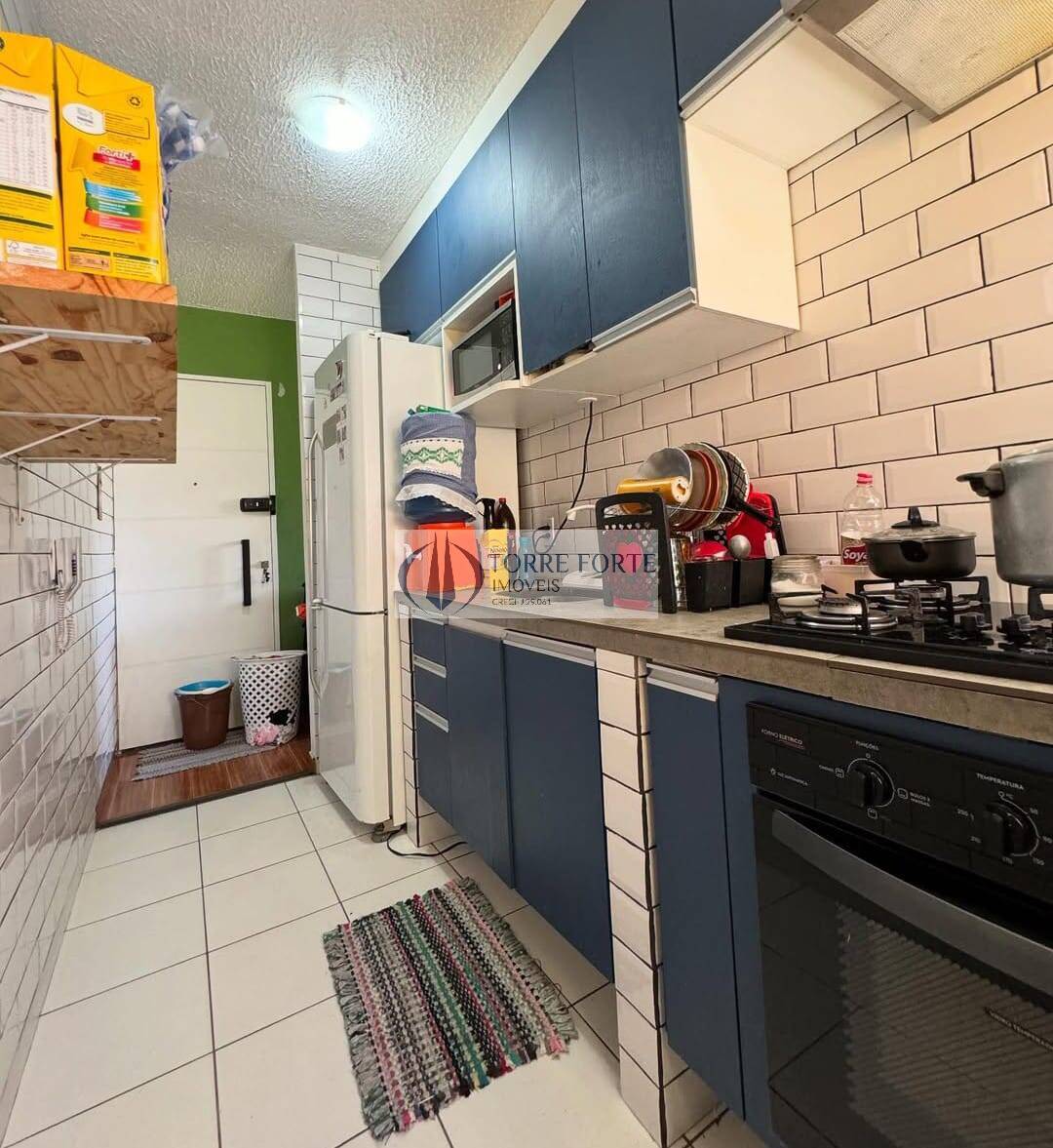 Apartamento à venda com 2 quartos, 45m² - Foto 3