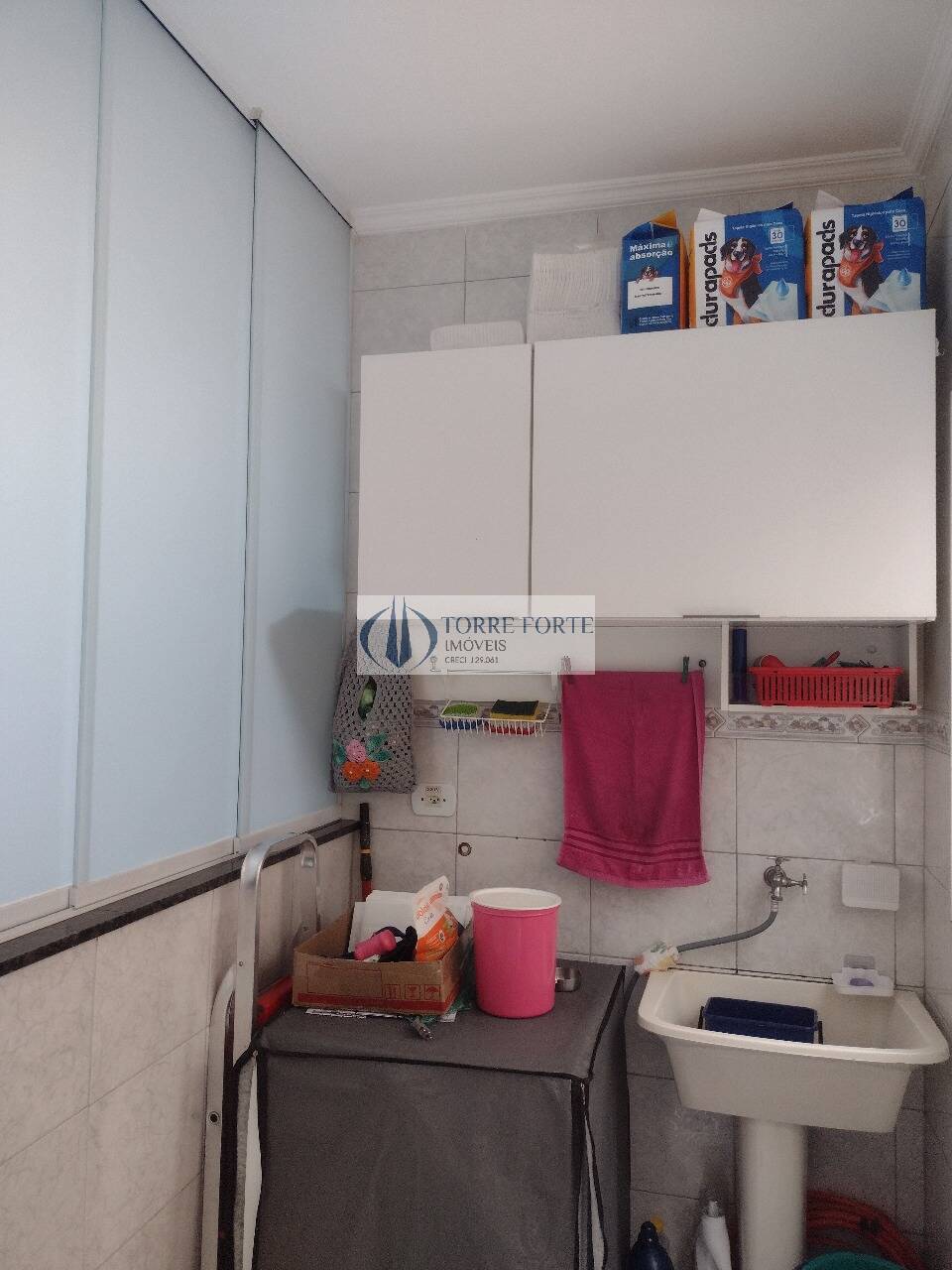 Apartamento à venda com 3 quartos, 90m² - Foto 2