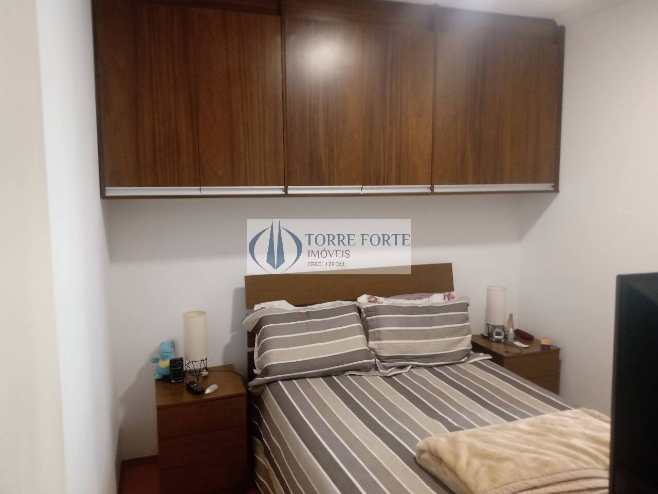 Apartamento à venda com 3 quartos, 90m² - Foto 3